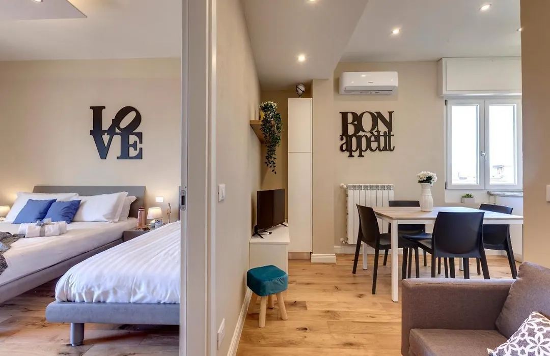 Khione Apartment By Mamo Florence-1